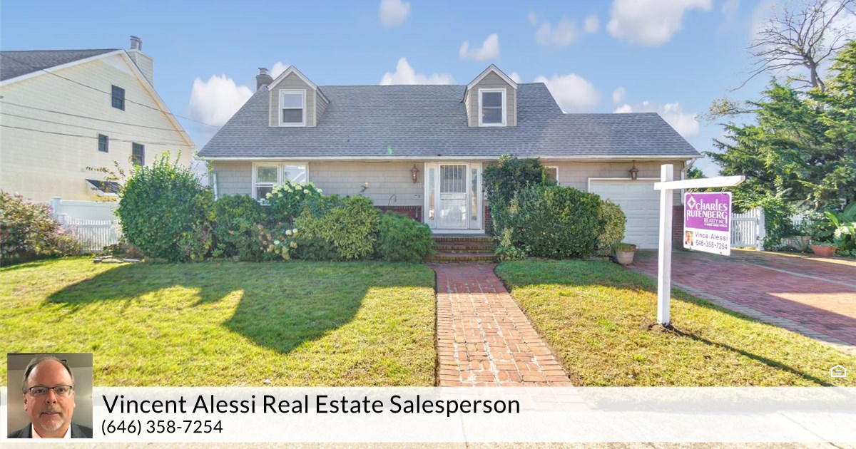 1110 Steele Blvd, Baldwin, NY 11510